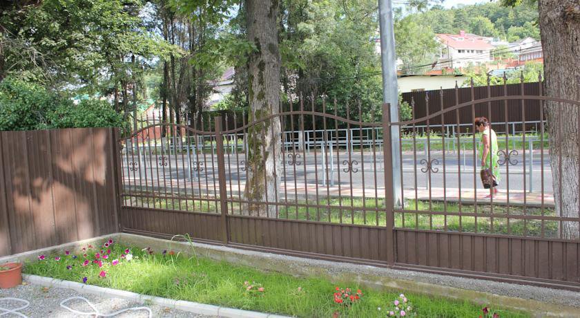 Гостиница Гостевой дом на Львовской Вардане