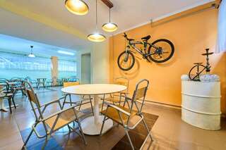 Гостиница На Львовской Вардане Двухместный номер с 2 отдельными кроватями и балконом-1