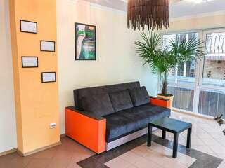 Гостиница На Львовской Вардане Двухместный номер с 2 отдельными кроватями и балконом-3