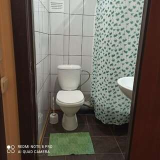 Гостиница На Львовской Вардане Двухместный номер с 2 отдельными кроватями и балконом-9